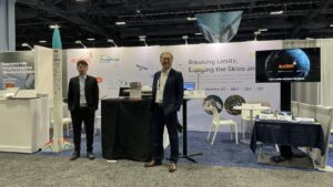 Read more about the article 耀登參加2024衛星展 展示無縫連接解決方案